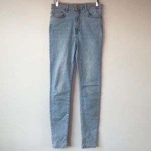 Light Wash Ultra High Waisted Skinny Jeans